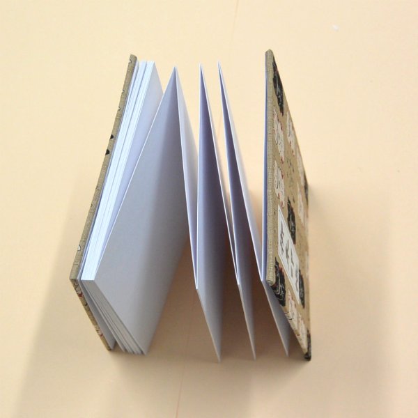 御朱印帳「招き猫 桑染色」