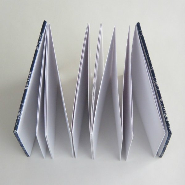 御城印帖「銀桜 濃紺」