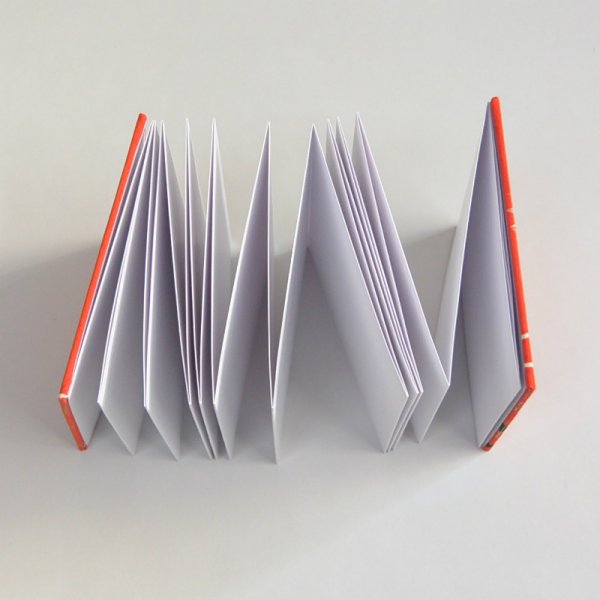 画像3: 御朱印帳「日本柄 赤」、蛇腹は和紙/表紙に布地使用 (3)