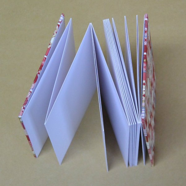 御朱印帳「矢羽柄 茜色」